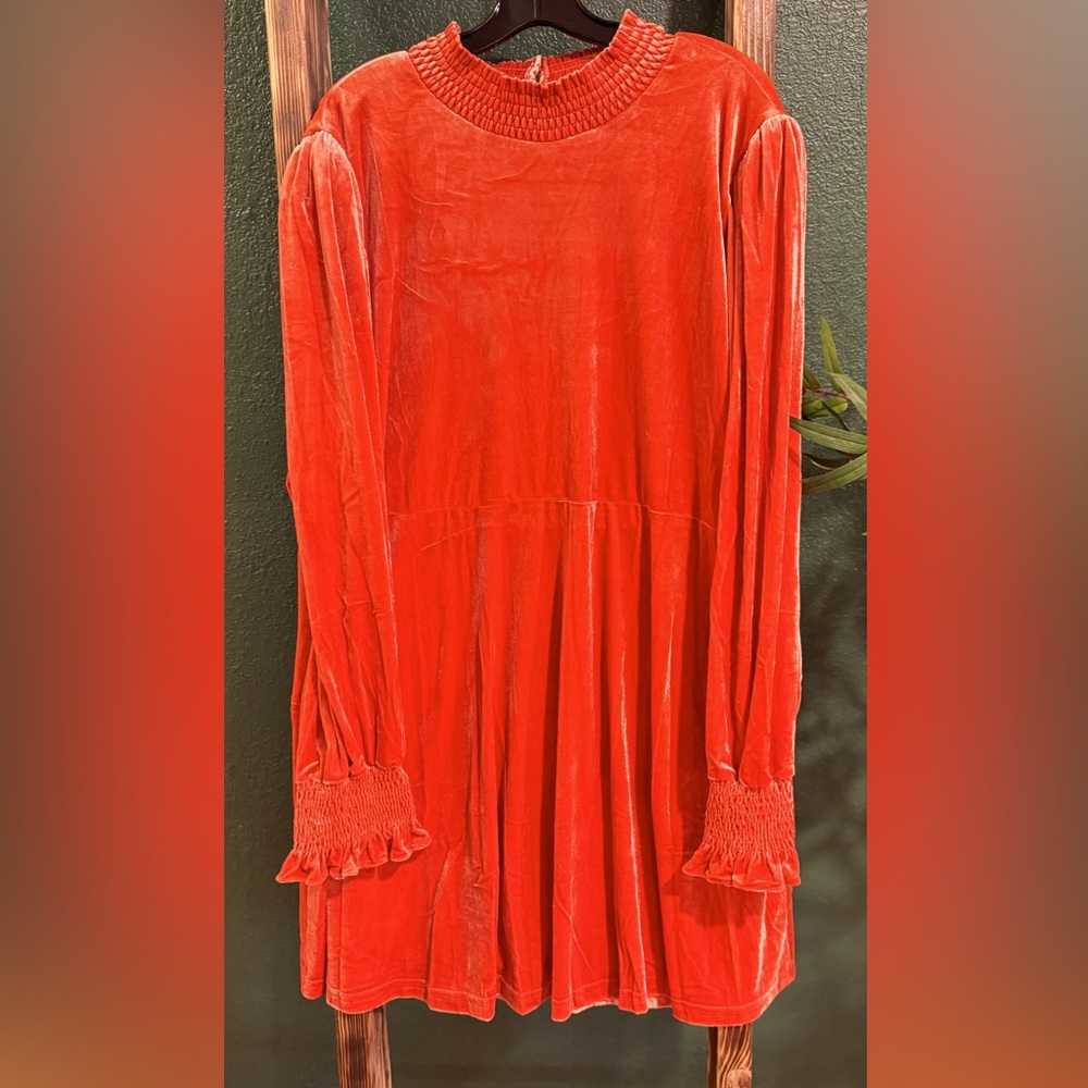 Easel Red Long Sleeve Velvet Dress